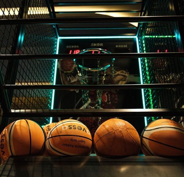how to play basketball note four words